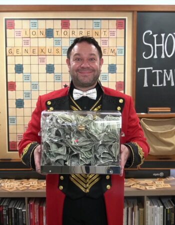 Robert Strong – The Comedy Magician