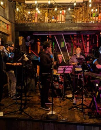 VibraSÓN Latin Band