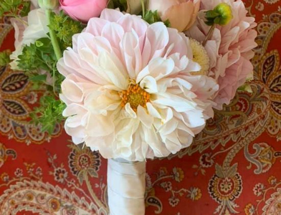 La Nana Salon & Flowers